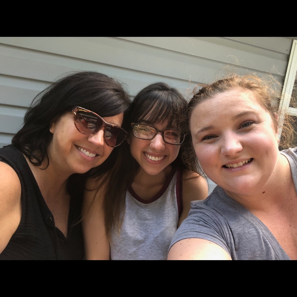 Meet your Posher, Amy, alese &